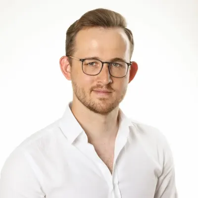 lek. Piotr Krajewski, Dermatolog